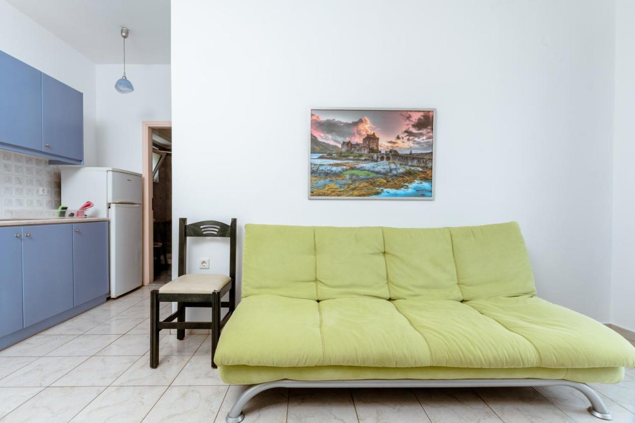 Asterina Seaside Apartments Калівес Екстер'єр фото