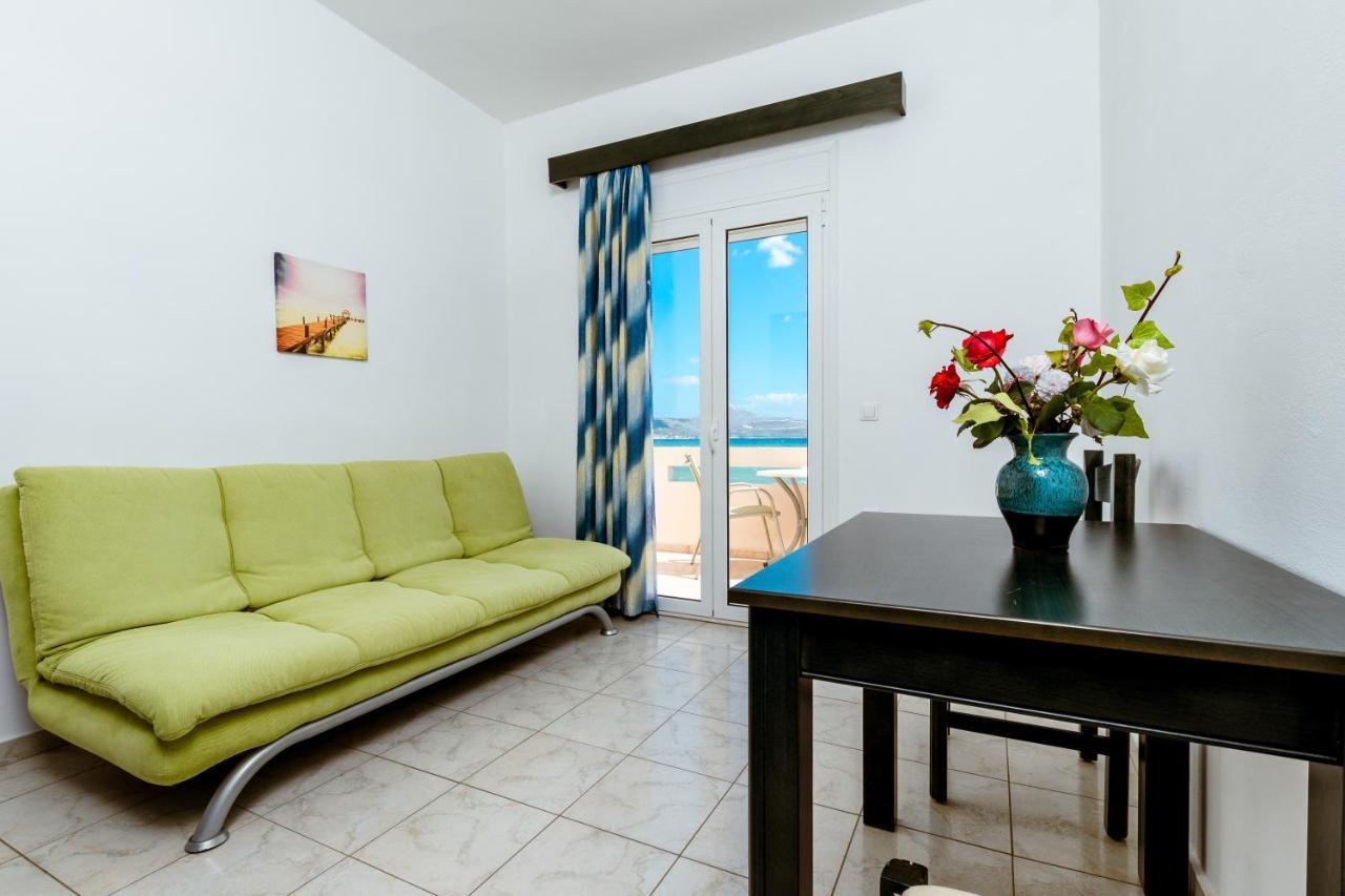 Asterina Seaside Apartments Калівес Екстер'єр фото