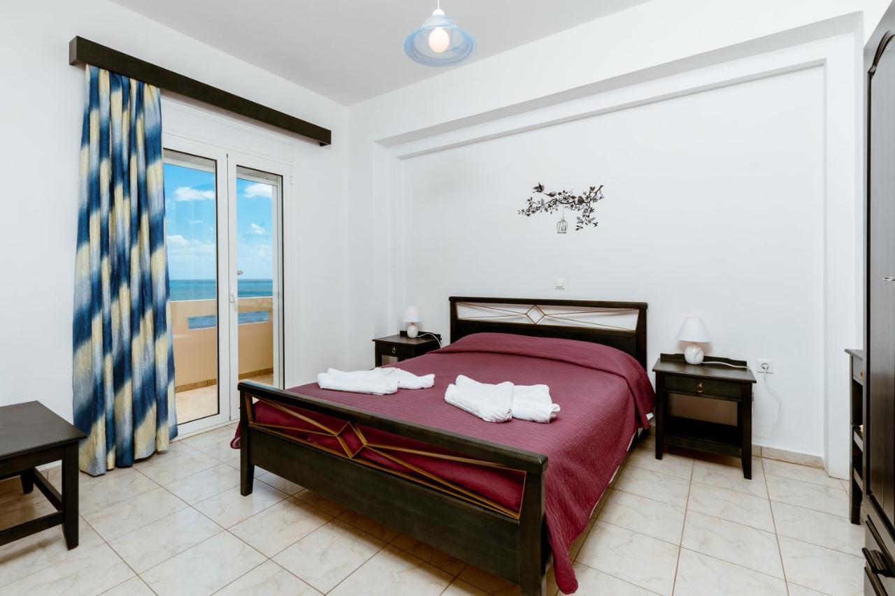 Asterina Seaside Apartments Калівес Екстер'єр фото