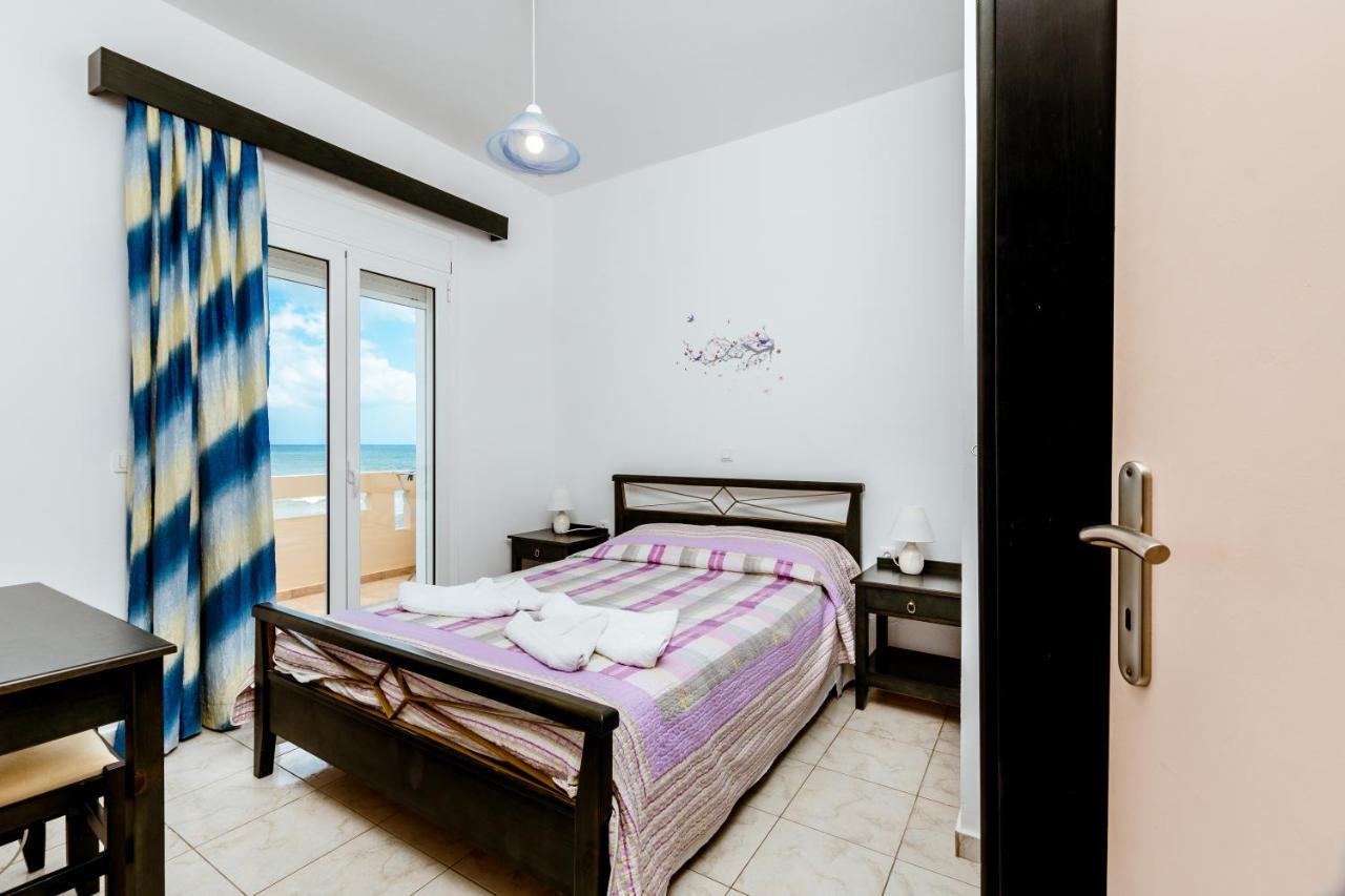 Asterina Seaside Apartments Калівес Екстер'єр фото