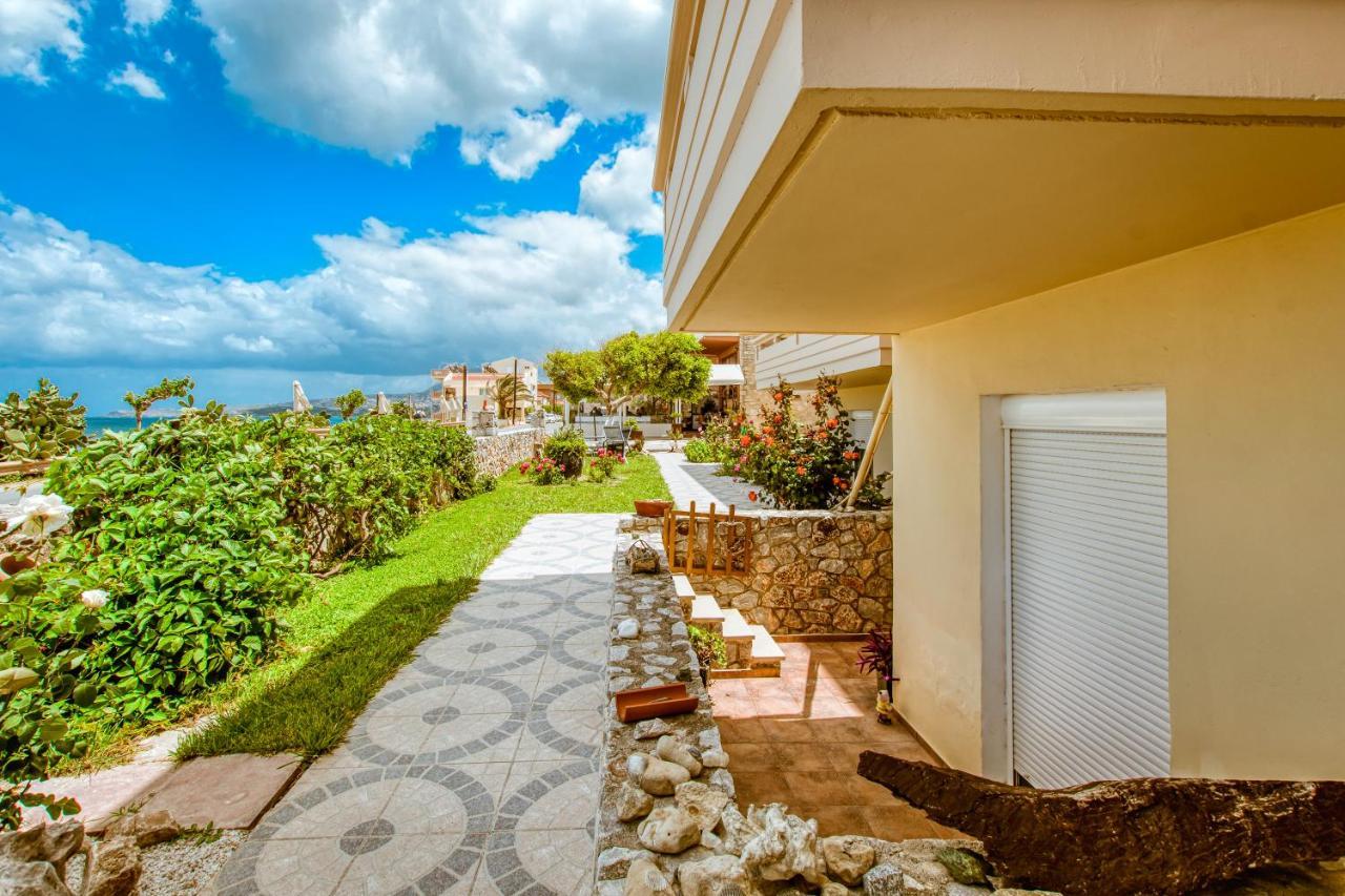 Asterina Seaside Apartments Калівес Екстер'єр фото