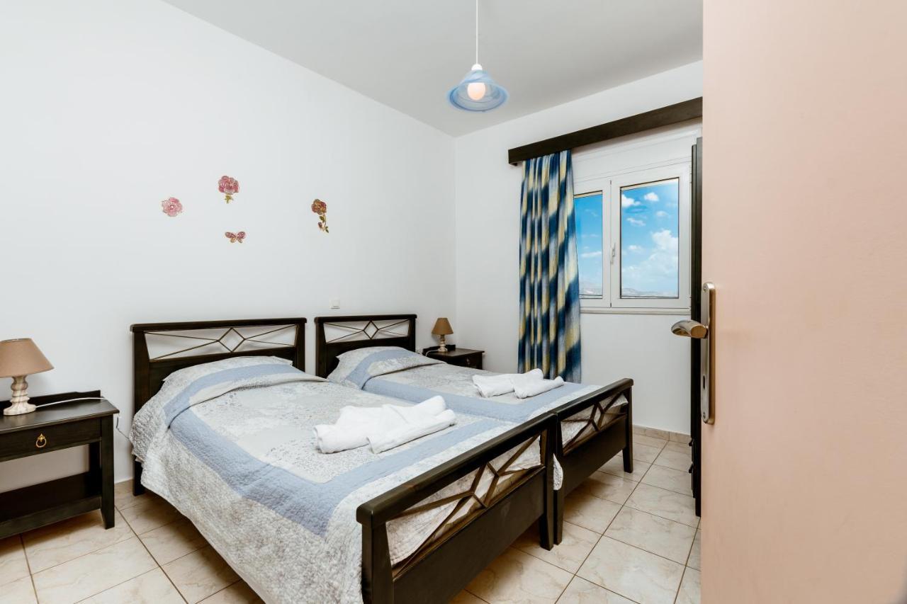 Asterina Seaside Apartments Калівес Екстер'єр фото
